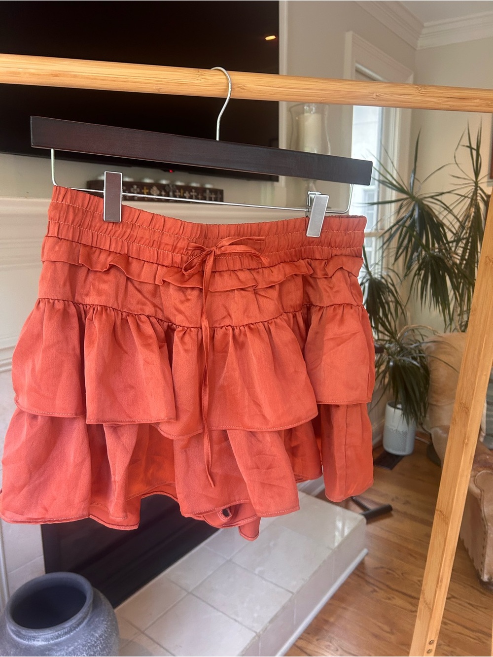 *can’t ship until 05/16* Tiered Ruffle Mini Skort — Rust Orange